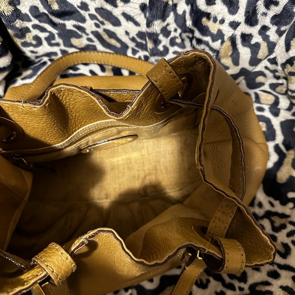 GUC FENDI SHOULDER BAG - Picture 11 of 12